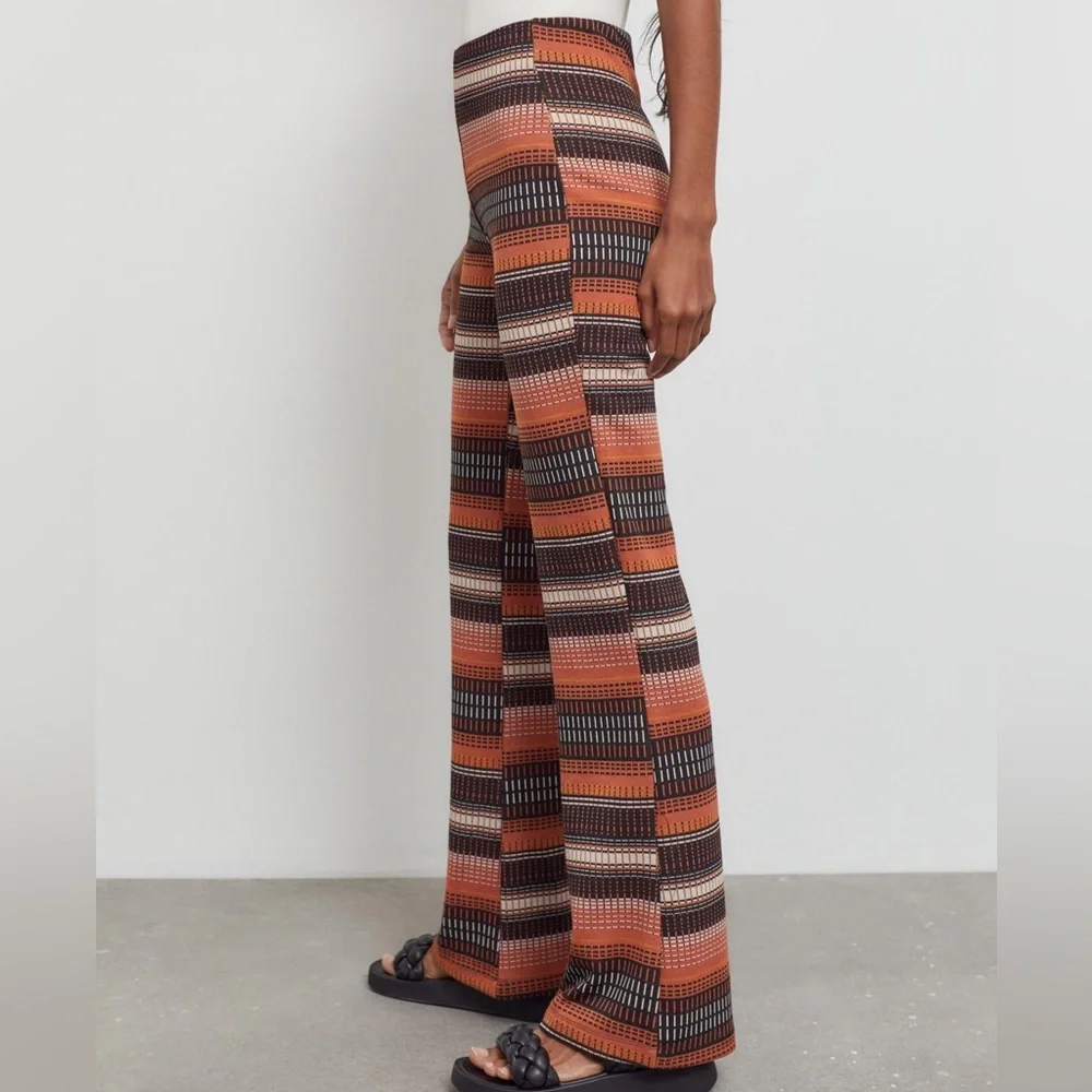 urban outfitters bryn pull-on flare pant - Picture 3 of 4